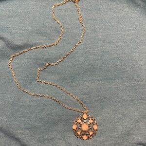 Elegant Gold and Pink Pendant Necklace